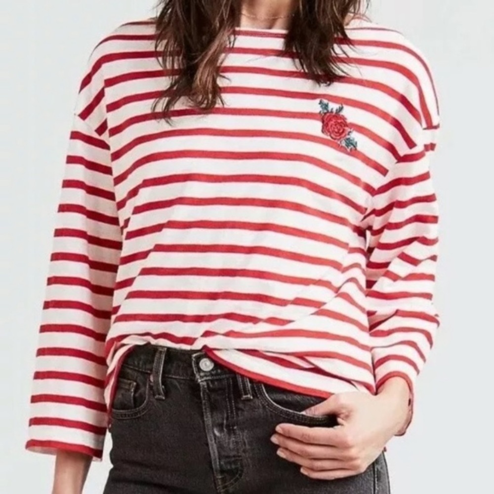Levi’s Oversized striped Tee